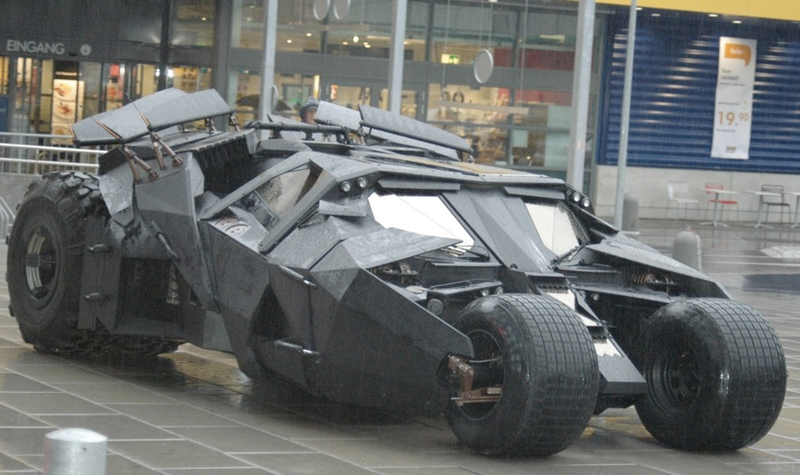 Illustration for article titled Anatomy Of A Car Chase: The Dark Knight